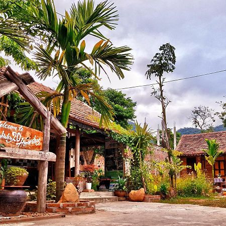 Highway 20 Homestay Phong Nha Kültér fotó